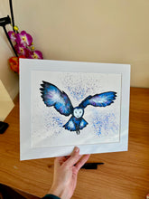 Load image into Gallery viewer, Pearlescent Owl